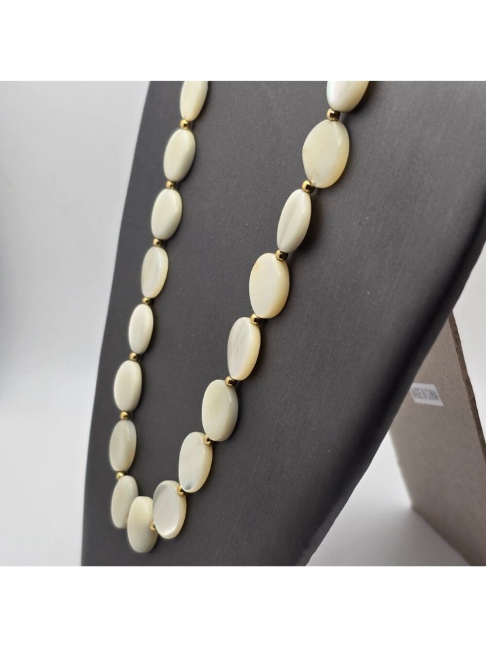 Vintage Mother Of Pearl Coin Necklace Gold Plated Nautical Chic Shell Jewelry - Picture 5 of 13